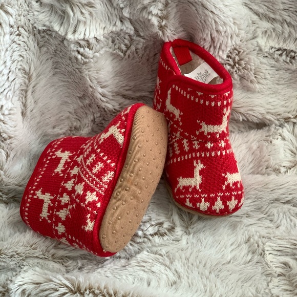 Old Navy Reindeer NB Booties - Picture 4 of 10
